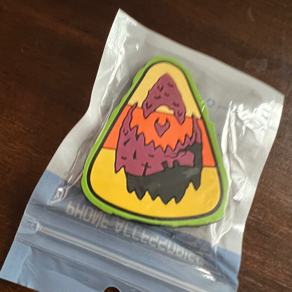 Love Pain & Stitches Candy Corn Popsocket